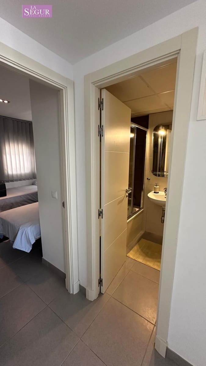 Apartamento de 2 habitaciones en Conil de la Frontera en venta con piscina garaje - 335.000 € (Ref: 9967785)