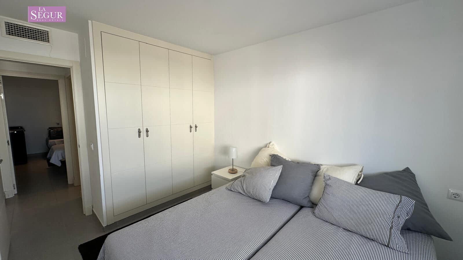 Apartamento de 2 habitaciones en Conil de la Frontera en venta con piscina garaje - 335.000 € (Ref: 9967785)