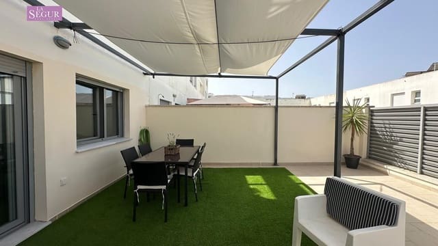 Apartamento de 2 habitaciones en Conil de la Frontera en venta con piscina garaje - 335.000 € (Ref: 9967785)