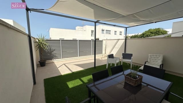 Apartamento de 2 habitaciones en Conil de la Frontera en venta con piscina garaje - 335.000 € (Ref: 9967785)