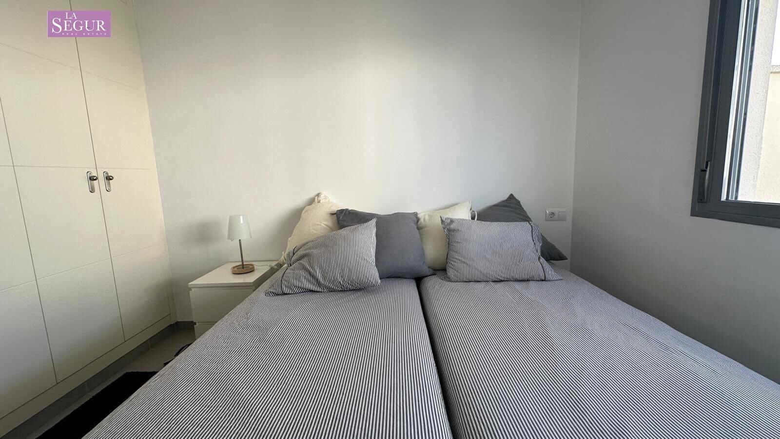 Apartamento de 2 habitaciones en Conil de la Frontera en venta con piscina garaje - 335.000 € (Ref: 9967785)
