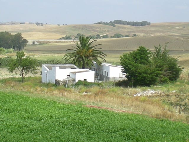 Finca/Casa Rural en Medina-Sidonia en venta - 160.000 € (Ref: 9978780)