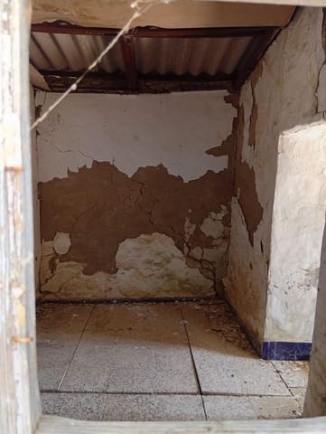 Finca/Country House for sale in Medina-Sidonia - € 160,000 (Ref: 9978780)