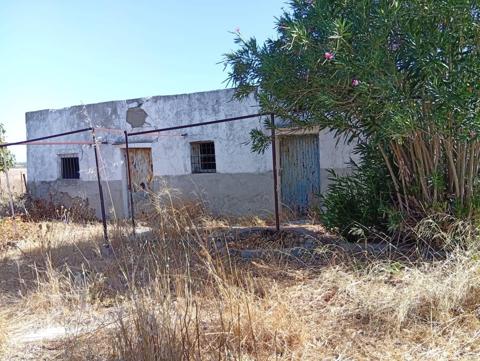 Finca/Country House for sale in Medina-Sidonia - € 160,000 (Ref: 9978780)