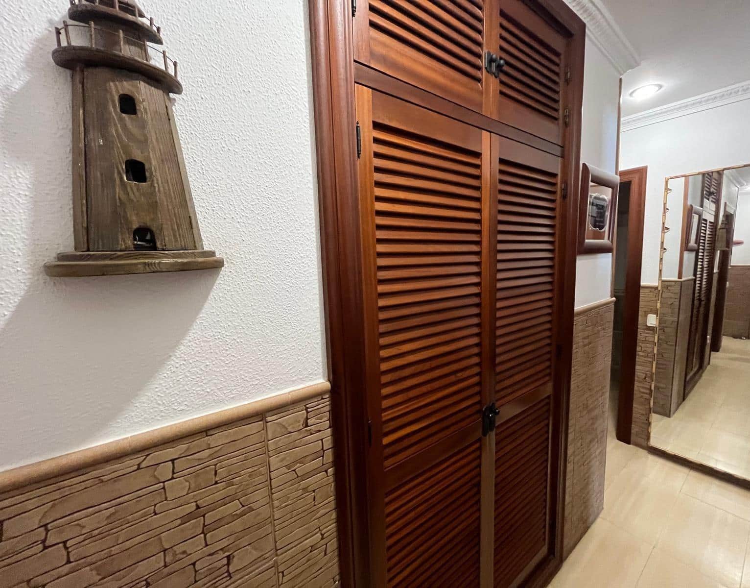 Piso de 3 habitaciones en Barbate en venta - 205.000 € (Ref: 9984962)