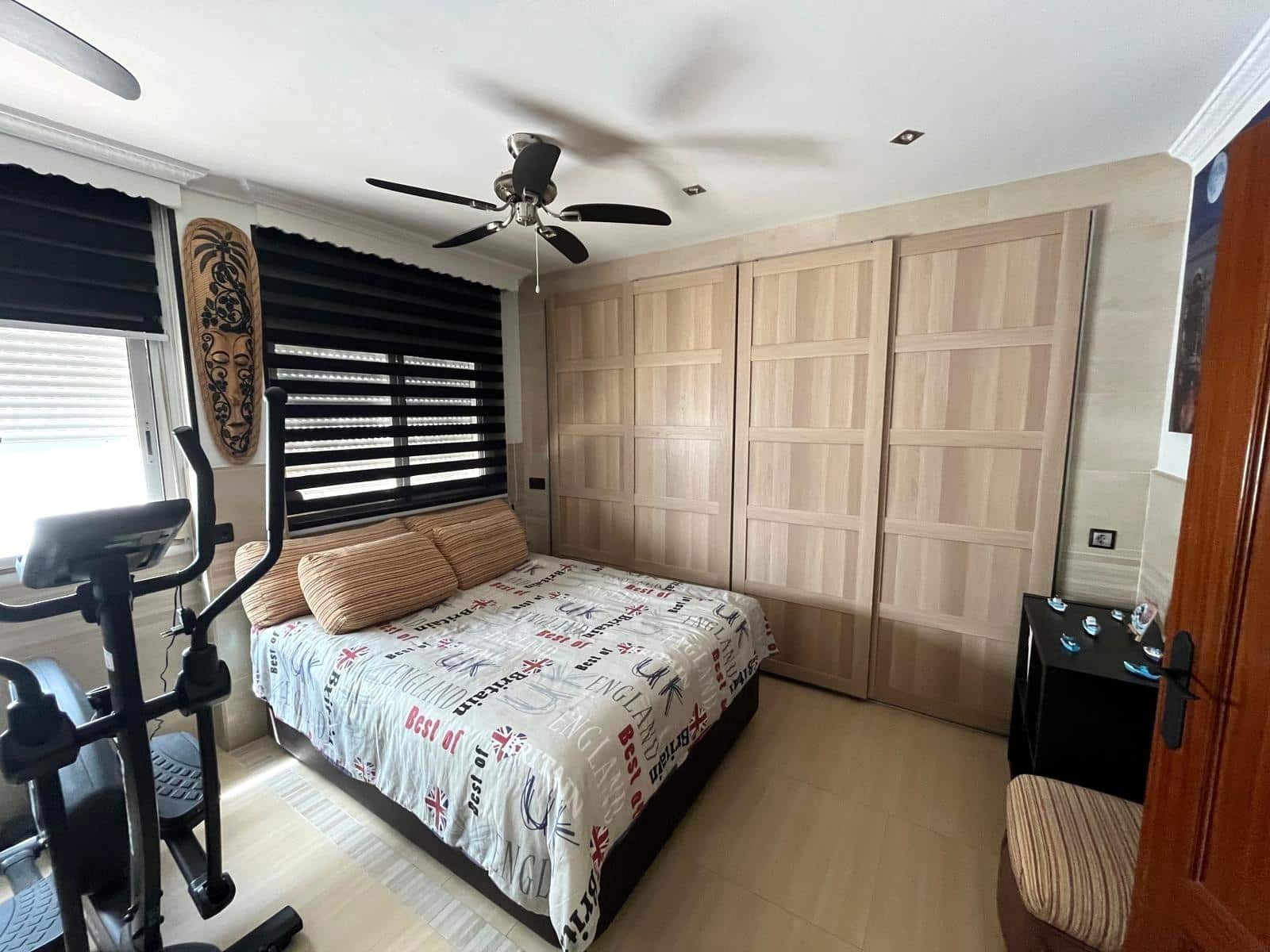 Piso de 3 habitaciones en Barbate en venta - 205.000 € (Ref: 9984962)