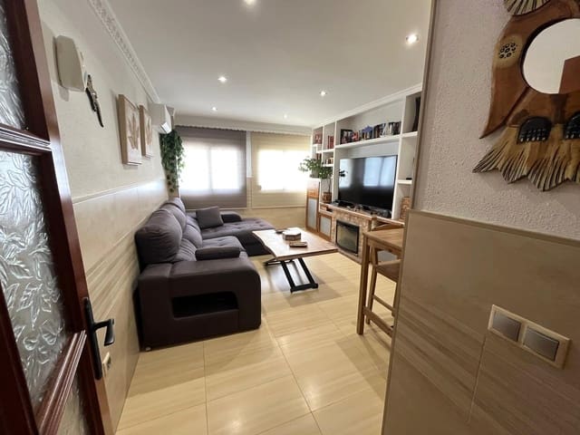 Piso de 3 habitaciones en Barbate en venta - 205.000 € (Ref: 9984962)