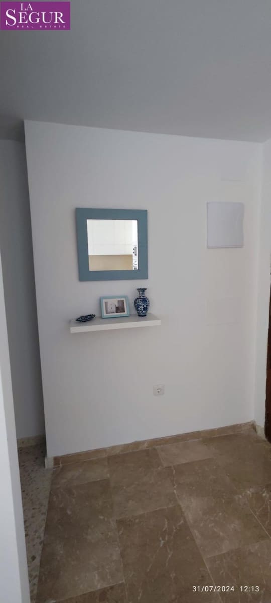2 quarto Apartamento para arrendar em Cadis cidade - 1 250 € (Ref: 9986836)