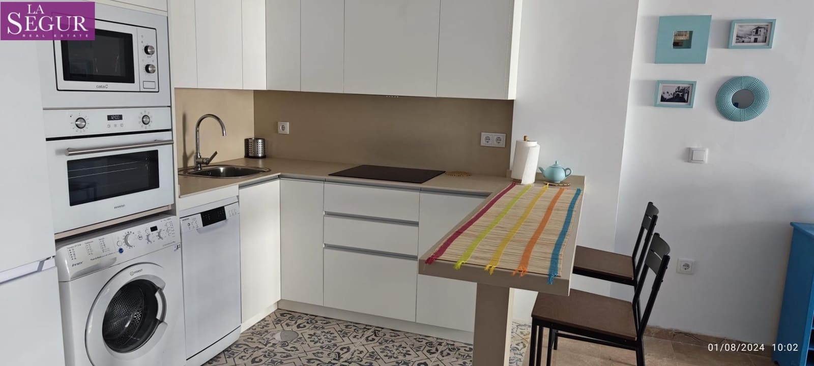 2 quarto Apartamento para arrendar em Cadis cidade - 1 250 € (Ref: 9986836)
