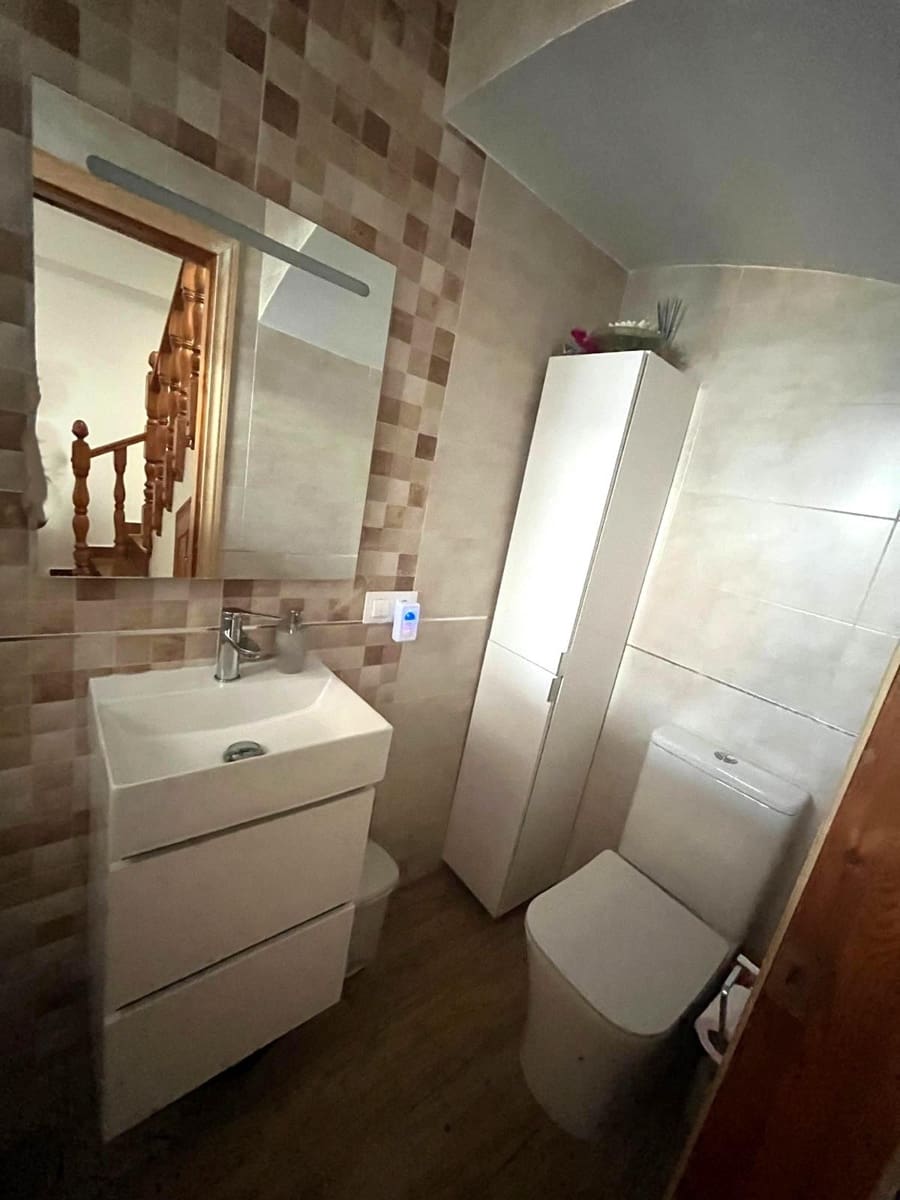 2 sovrum Hus till salu i Barbate - 245 000 € (Ref: 9997098)