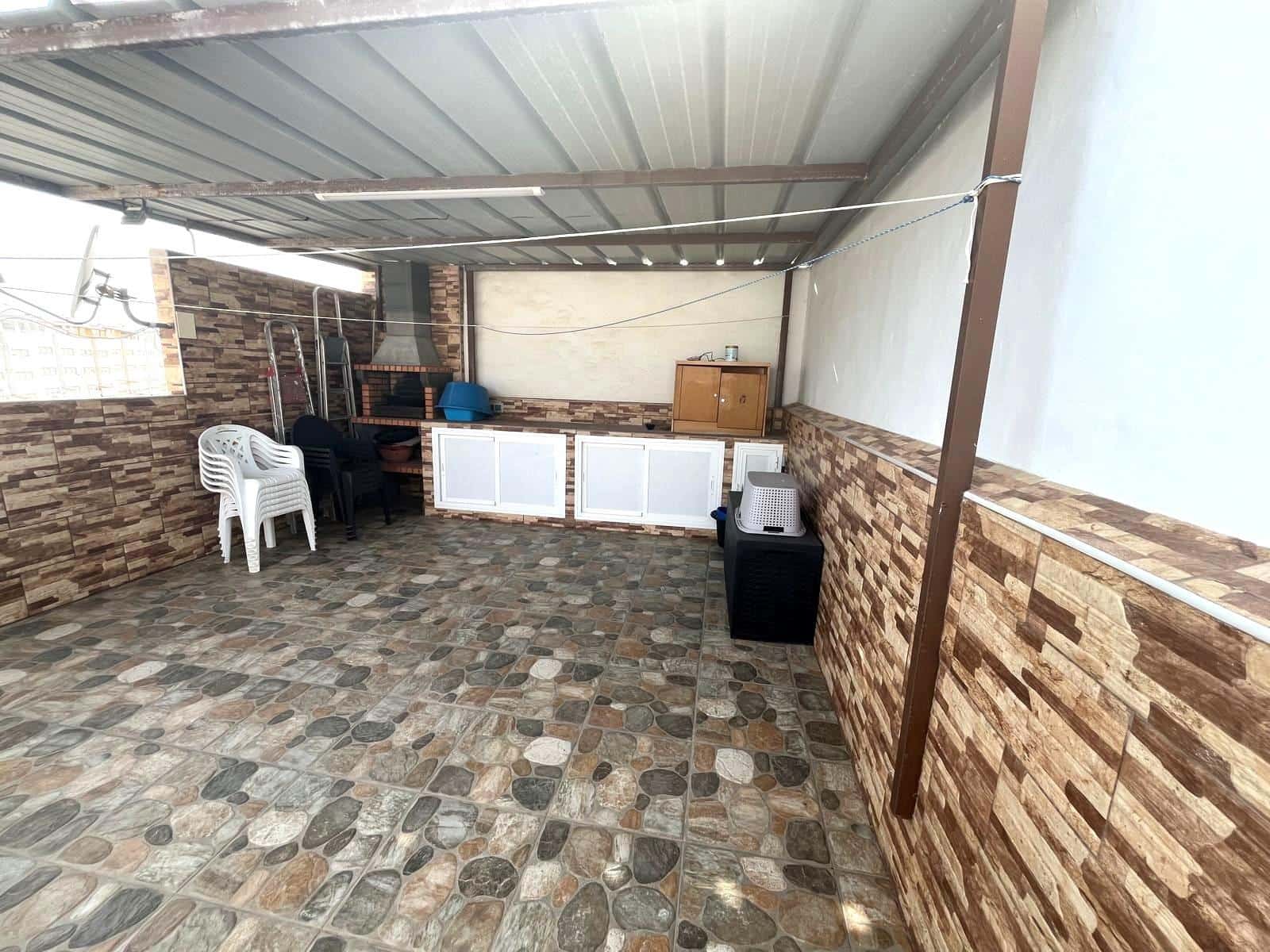 2 sovrum Hus till salu i Barbate - 245 000 € (Ref: 9997098)