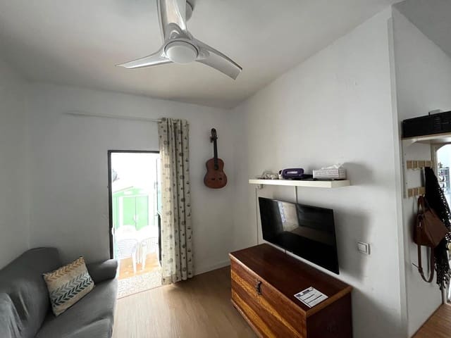 Apartamento de 3 habitaciones en Barbate en alquiler - 500 € (Ref: 9998781)