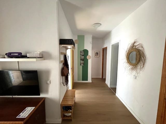 Apartamento de 3 habitaciones en Barbate en alquiler - 500 € (Ref: 9998781)