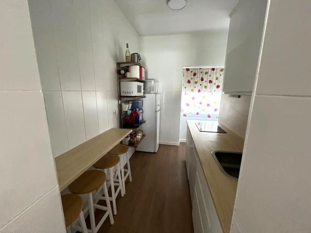 Apartamento de 3 habitaciones en Barbate en alquiler - 500 € (Ref: 9998781)
