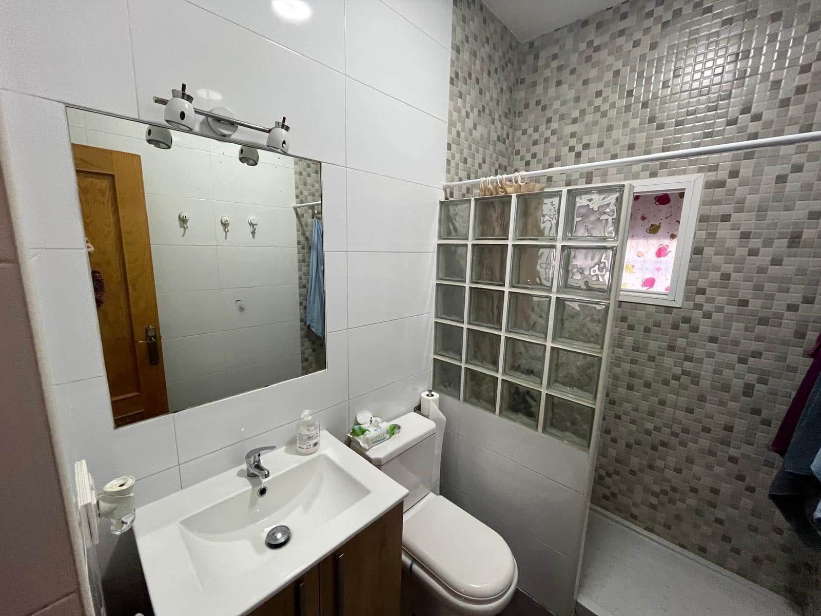 Apartamento de 3 habitaciones en Barbate en alquiler - 500 € (Ref: 9998781)