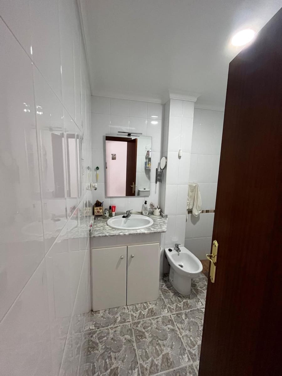 3 slaapkamer Flat te koop in Barbate - € 190.000 (Ref: 9998782)