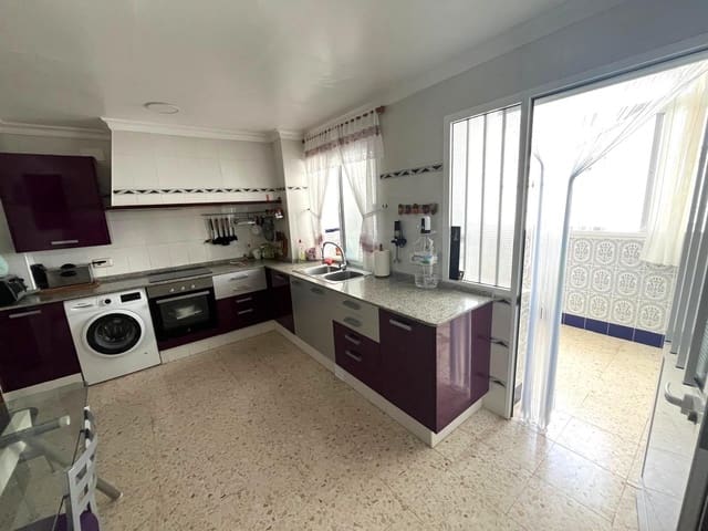 3 slaapkamer Flat te koop in Barbate - € 190.000 (Ref: 9998782)
