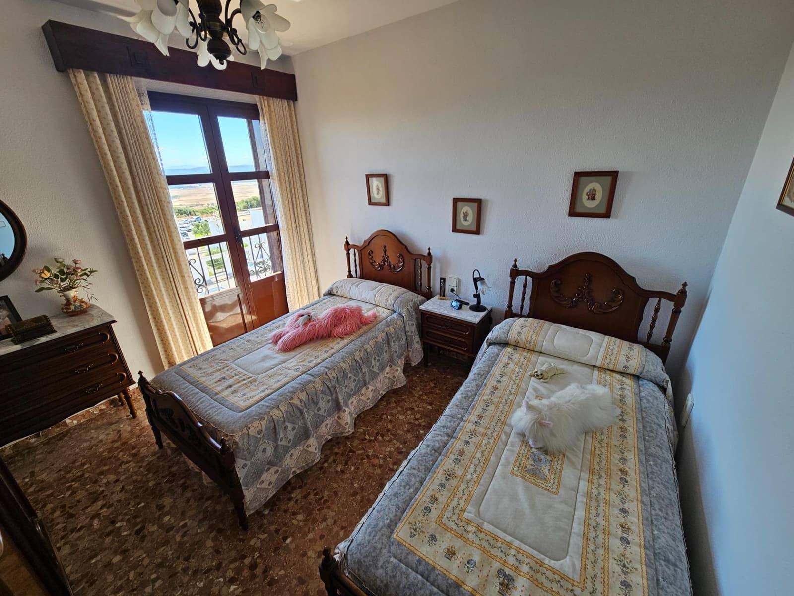 4 Zimmer Wohnung zu verkaufen in Vejer de la Frontera mit Garage - 275.000 € (Ref: 9999593)