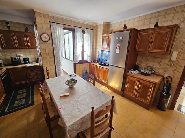 4 soveværelse Lejlighed til salg i Vejer de la Frontera med garage - € 275.000 (Ref: 9999593)