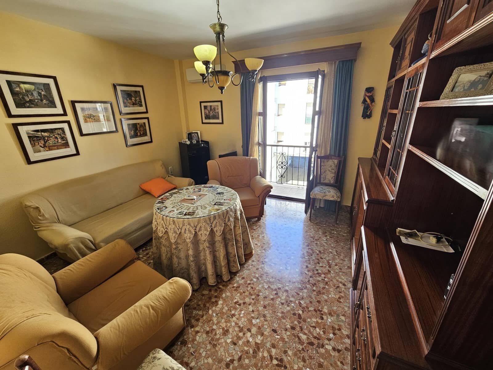 4 Zimmer Wohnung zu verkaufen in Vejer de la Frontera mit Garage - 275.000 € (Ref: 9999593)