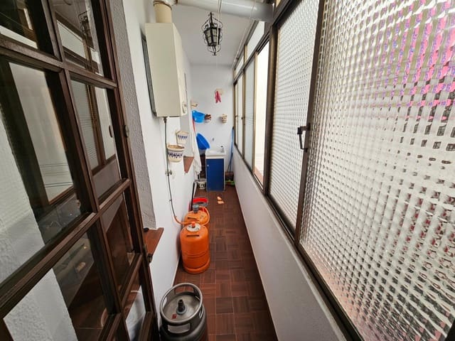 4 soveværelse Lejlighed til salg i Vejer de la Frontera med garage - € 275.000 (Ref: 9999593)