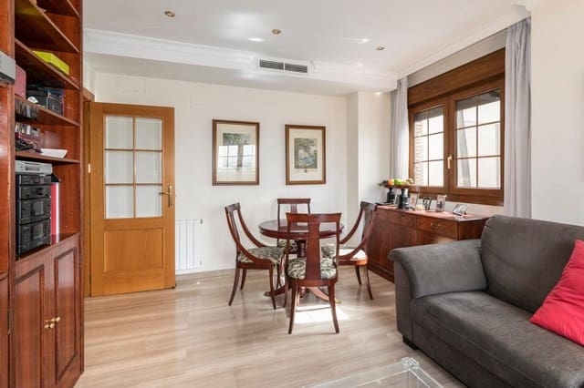 Pareado de 13 habitaciones en Huétor Vega en venta con piscina garaje - 850.000 € (Ref: 9314085)