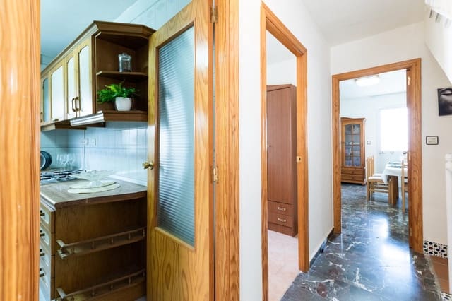 4 Zimmer Villa zu verkaufen in Peligros mit Pool Garage - 249.900 € (Ref: 9321837)