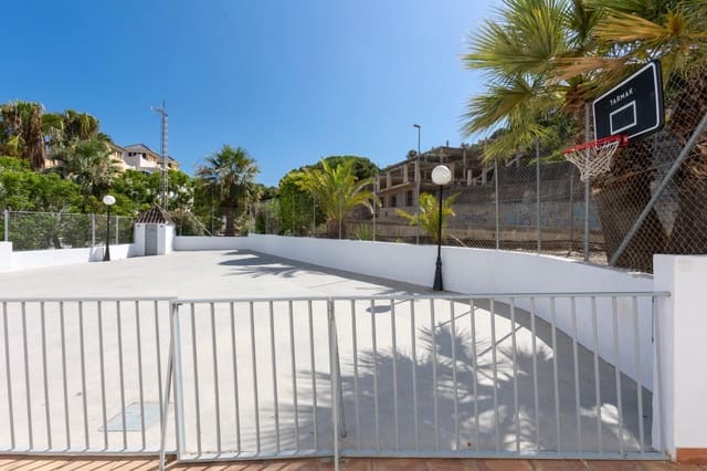 Adosado de 3 habitaciones en Almuñécar en venta con piscina garaje - 274.900 € (Ref: 9347300)