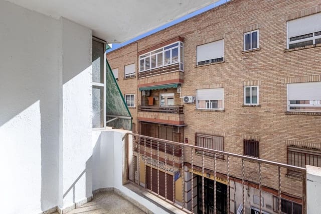 3 chambre Appartement à vendre à San Francisco Javier, Grenade ville - 175 000 € (Ref: 9359516)