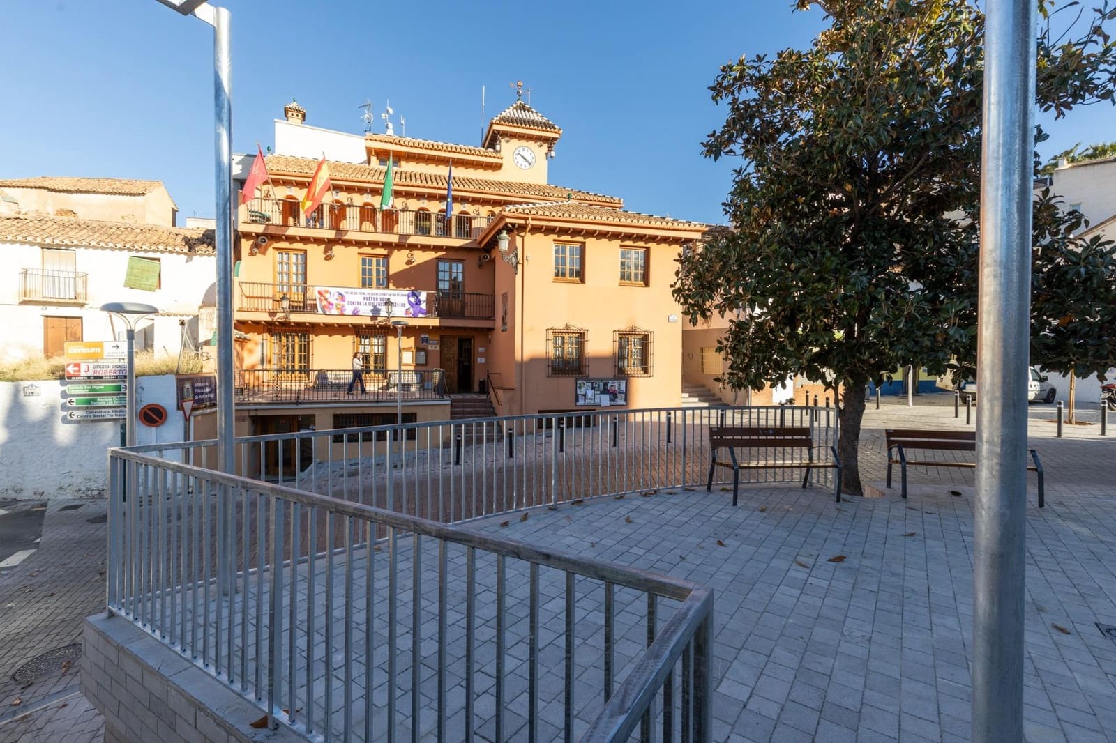 Local Comercial en Huétor Vega en venta - 79.000 € (Ref: 9814445)