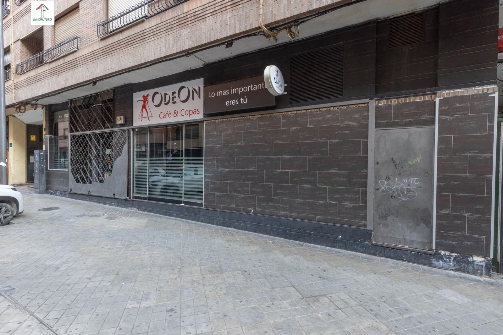 Comercial para arrendar em Granada cidade - 1 900 € (Ref: 9814446)