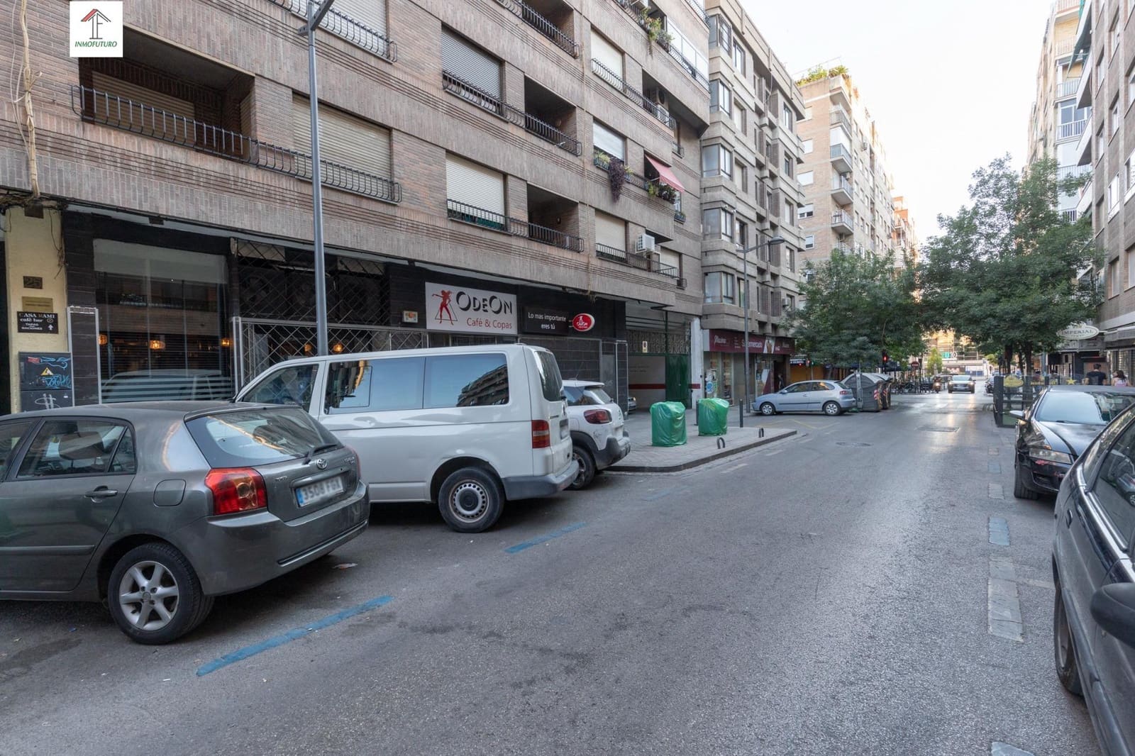 Comercial para arrendar em Granada cidade - 1 900 € (Ref: 9814446)
