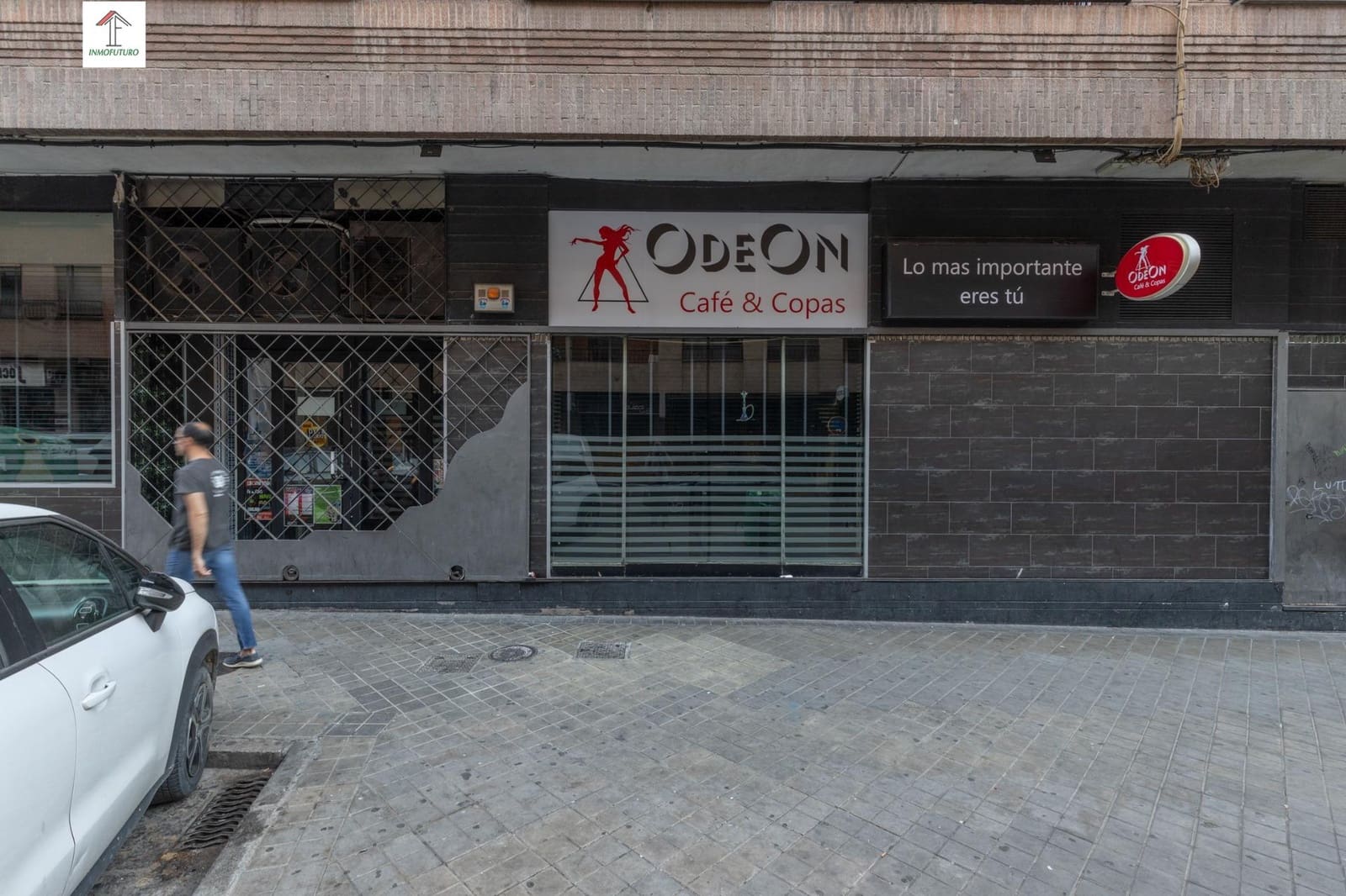 Comercial para arrendar em Granada cidade - 1 900 € (Ref: 9814446)