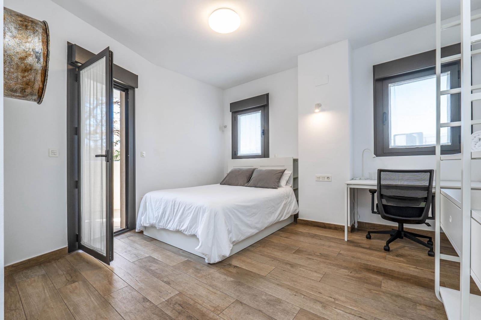 3 soveværelse Lejlighed til salg i Granada by med swimmingpool garage - € 518.000 (Ref: 9814447)
