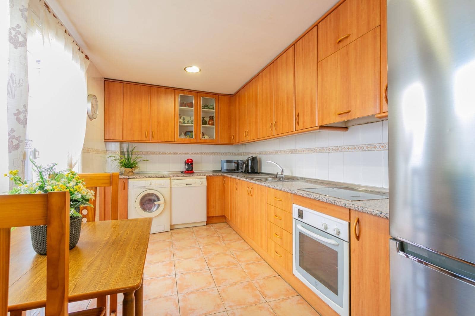 Adosado de 3 habitaciones en Granada ciudad en venta con garaje - 290.000 € (Ref: 9814450)
