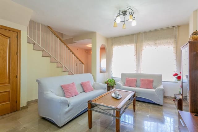 Adosado de 3 habitaciones en Granada ciudad en venta con garaje - 290.000 € (Ref: 9814450)