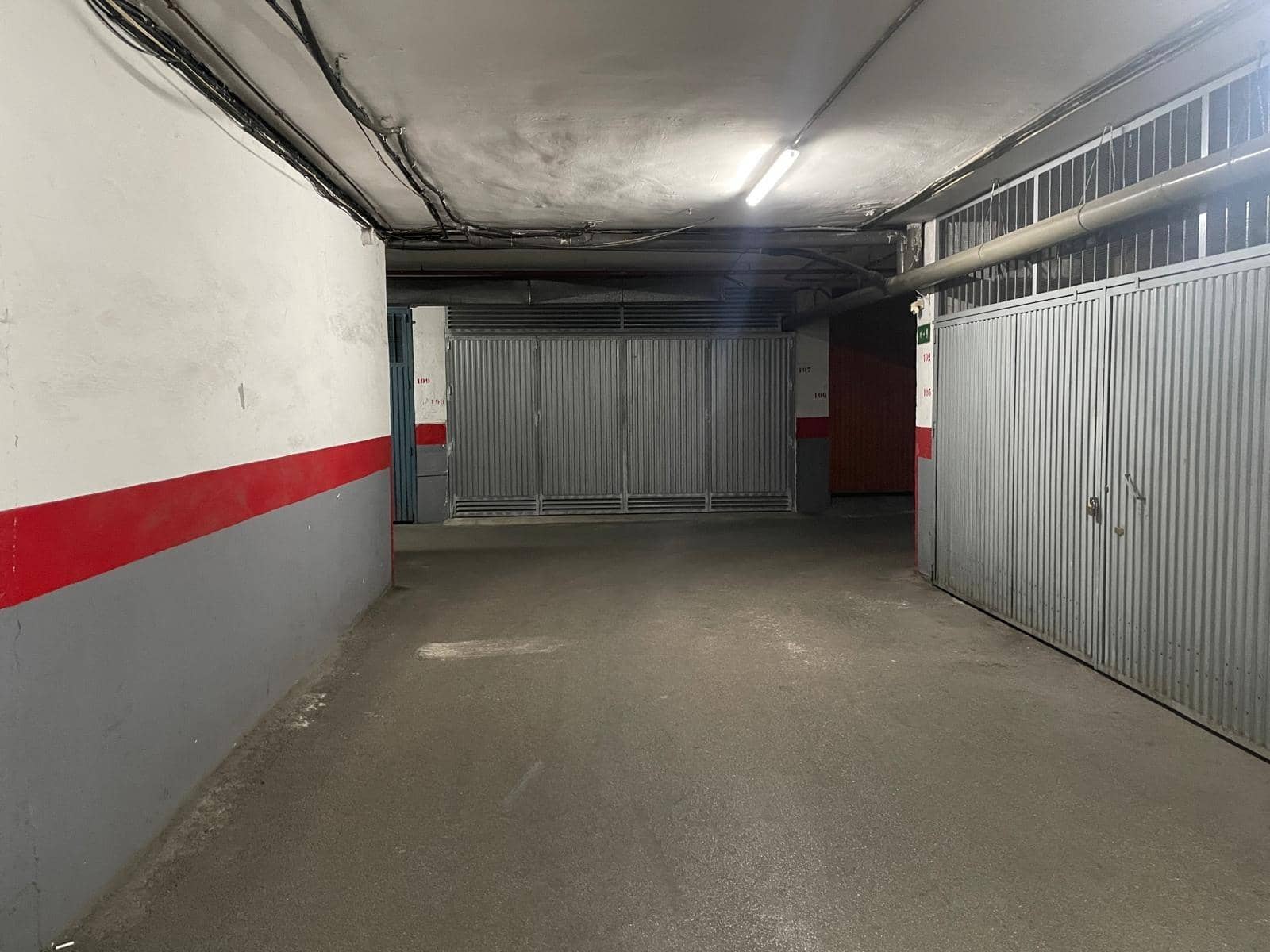 Garage for sale in Granada city - € 43,000 (Ref: 9814451)