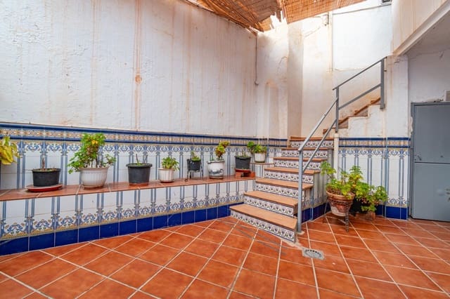 6 soveværelse Hulehus til salg i Granada by med garage - € 285.000 (Ref: 9814452)