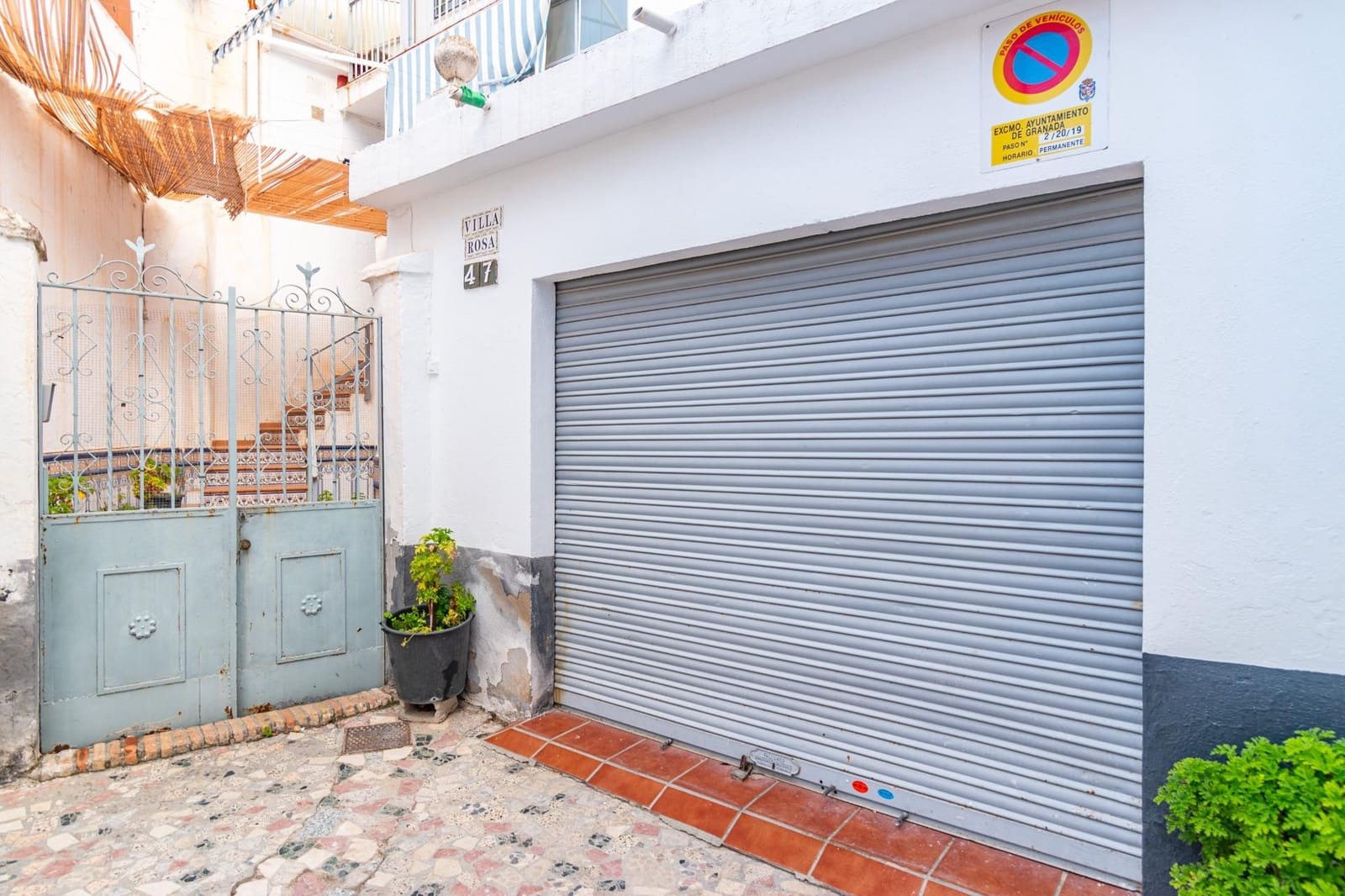 6 soveværelse Hulehus til salg i Granada by med garage - € 285.000 (Ref: 9814452)