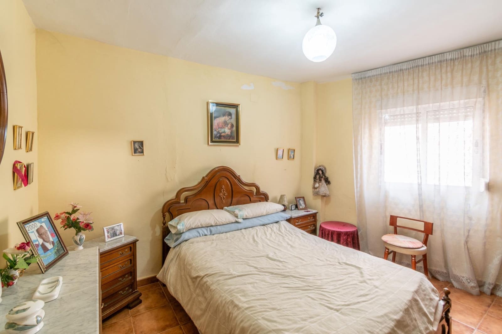 6 soveværelse Hulehus til salg i Granada by med garage - € 285.000 (Ref: 9814452)