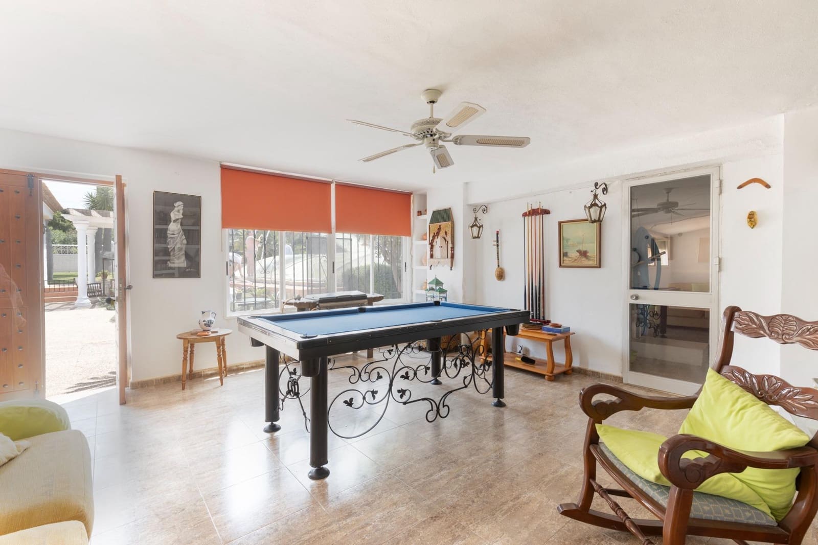 4 bedroom Villa for sale in Motril with pool garage - € 595,000 (Ref: 9814454)