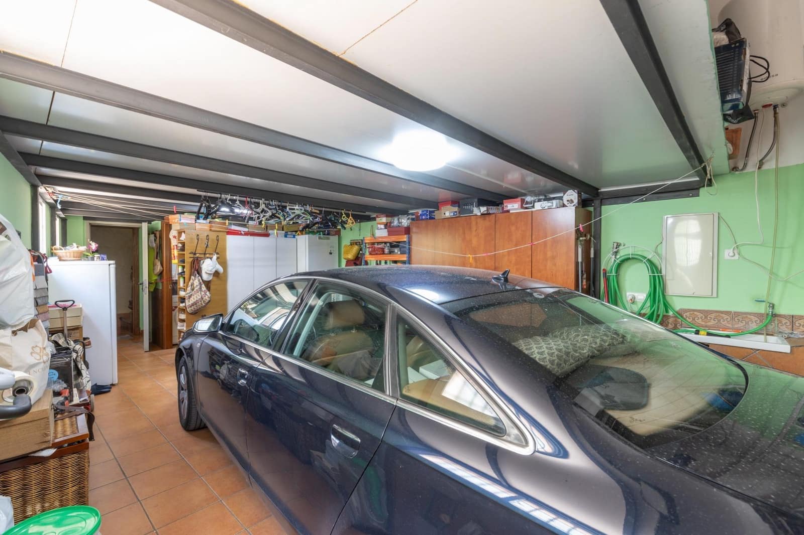 Casa de 5 habitaciones en Granada ciudad en venta con garaje - 360.000 € (Ref: 9814455)