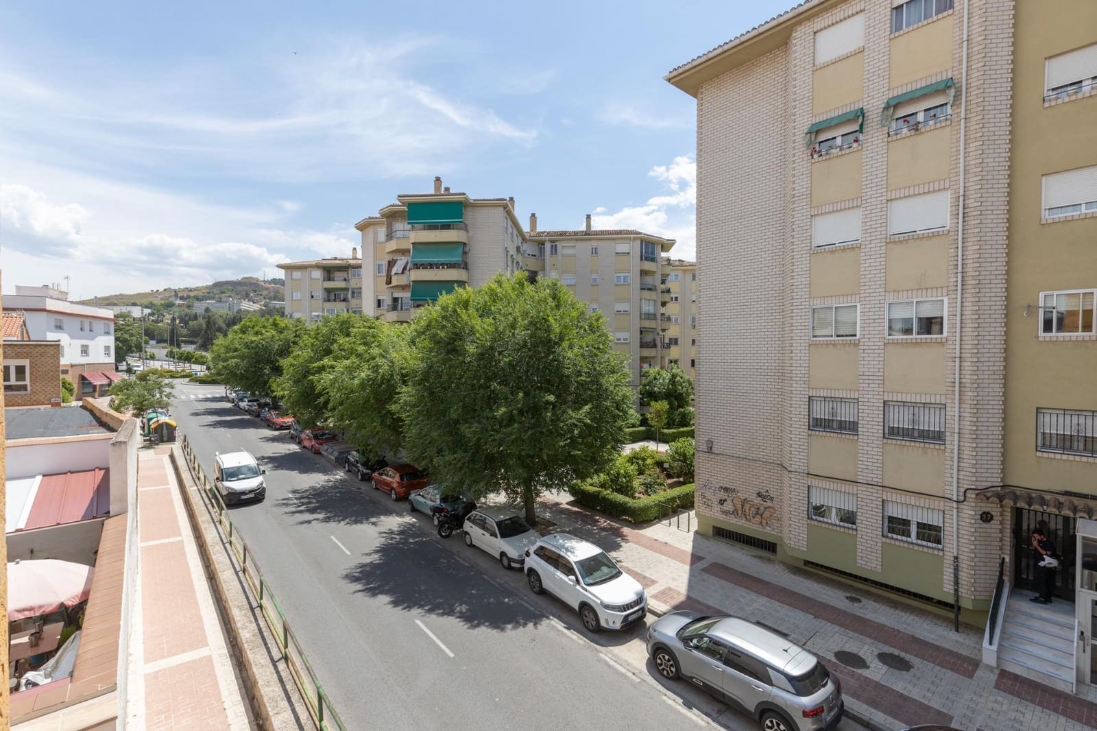 Casa de 5 habitaciones en Granada ciudad en venta con garaje - 360.000 € (Ref: 9814455)