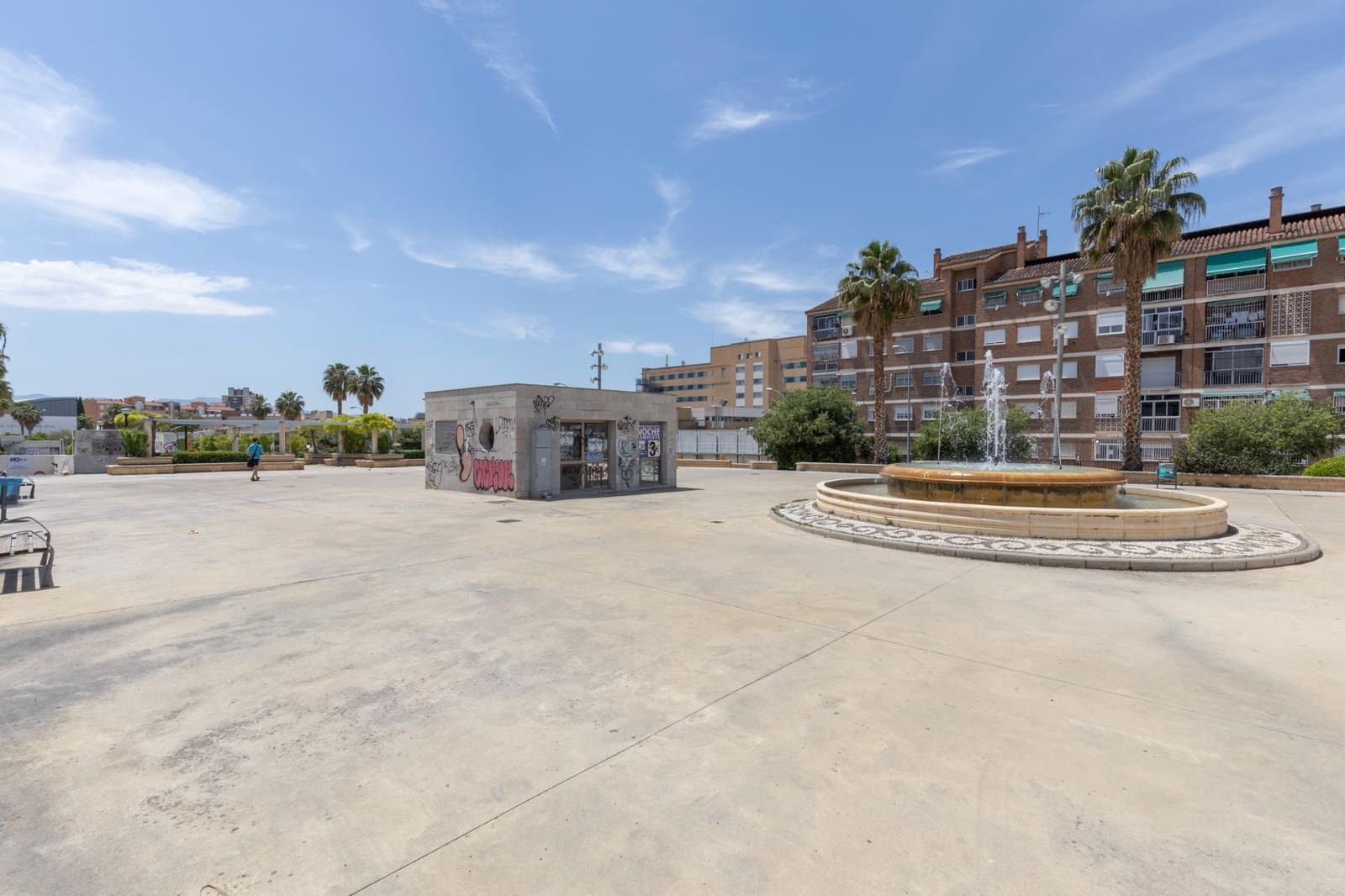 Casa de 5 habitaciones en Granada ciudad en venta con garaje - 360.000 € (Ref: 9814455)