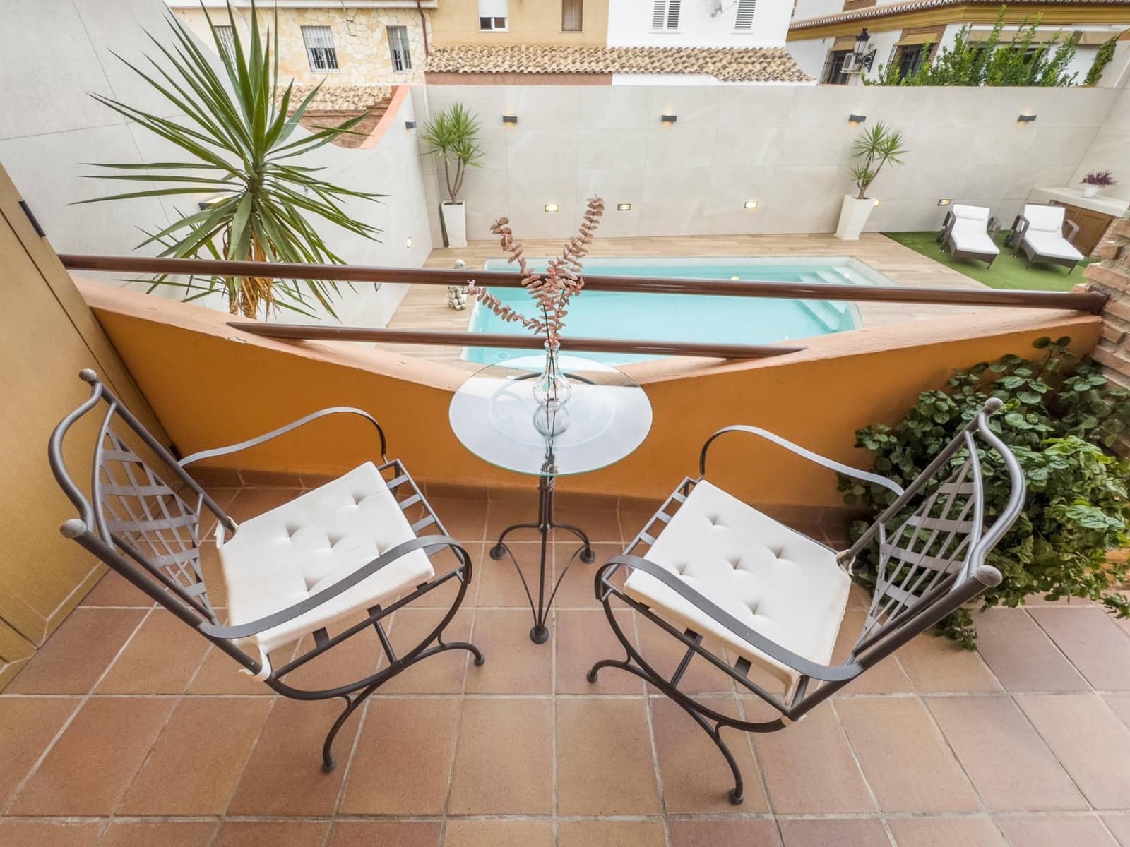 4 sypialnia Dom blizniak na sprzedaż w Las Gabias z basenem garażem - 384 900 € (Ref: 9814456)
