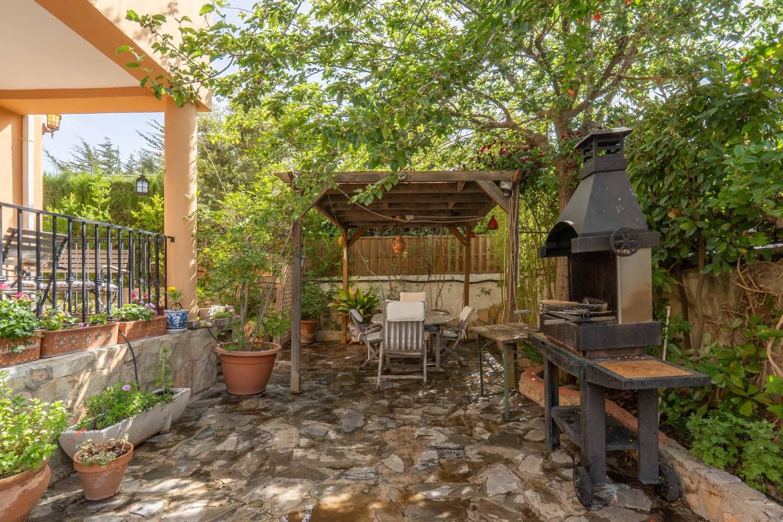 3 camera da letto Villa in vendita in La Zubia con piscina garage - 350.000 € (Rif: 9814458)