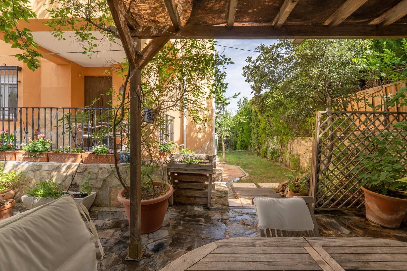 3 camera da letto Villa in vendita in La Zubia con piscina garage - 350.000 € (Rif: 9814458)