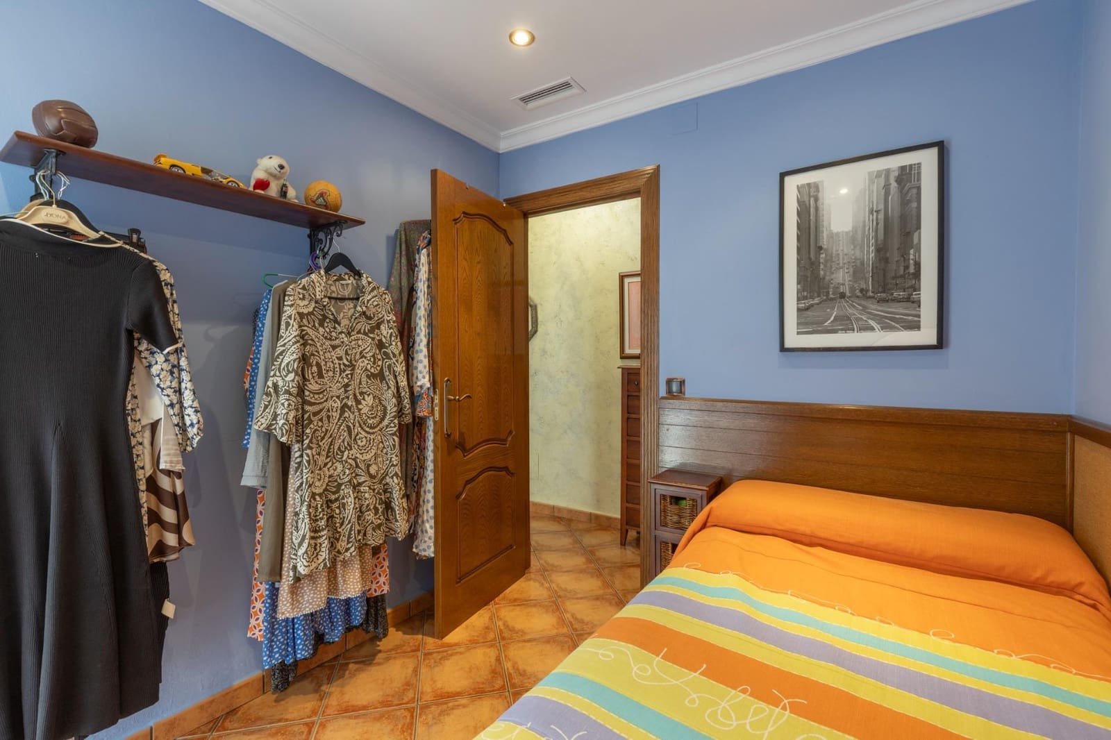 5 sovrum Hus till salu i Granada stad med garage - 360 000 € (Ref: 9814461)