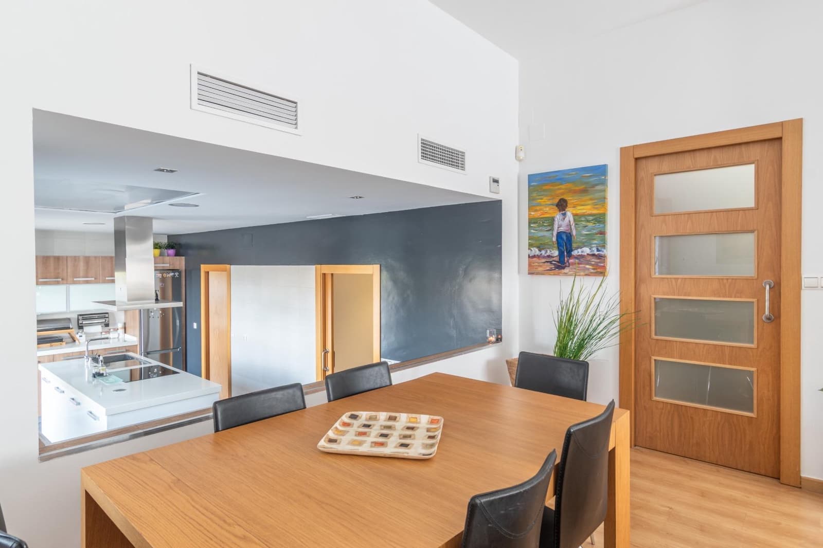 4 bedroom Villa for sale in Alhendin with pool garage - € 439,000 (Ref: 9814462)
