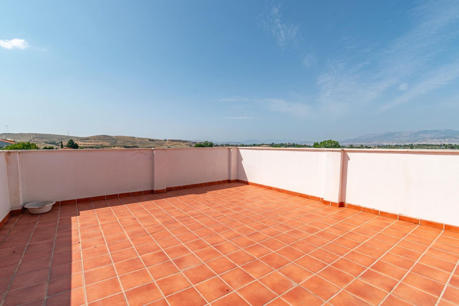 4 bedroom Villa for sale in Alhendin with pool garage - € 439,000 (Ref: 9814462)